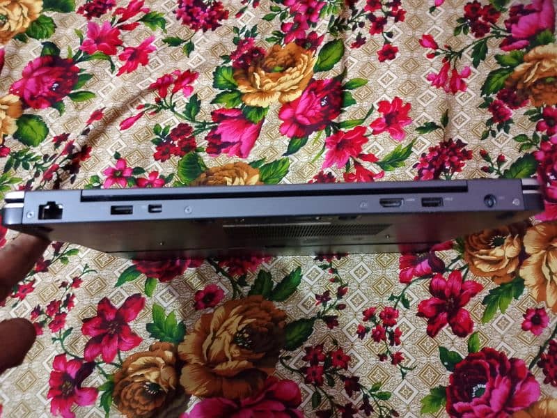 Dell Laptop 8