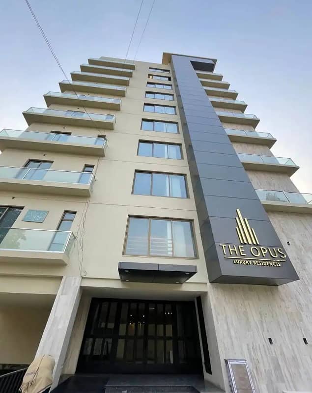 1 Bed Fully Furnished Apartment for Rent at Gulberg 0