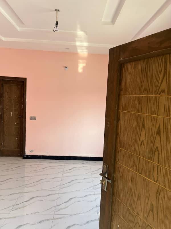 10 MARLA PERFECT LOCATION HOUSE AVAILABLE FOR SALE IN PUNJAB UNIVERSITY - BLOCK D 3