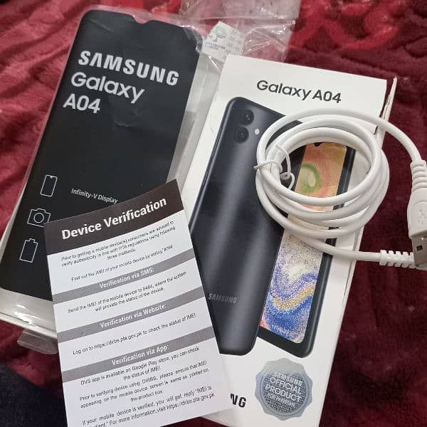 Samsung A04 0