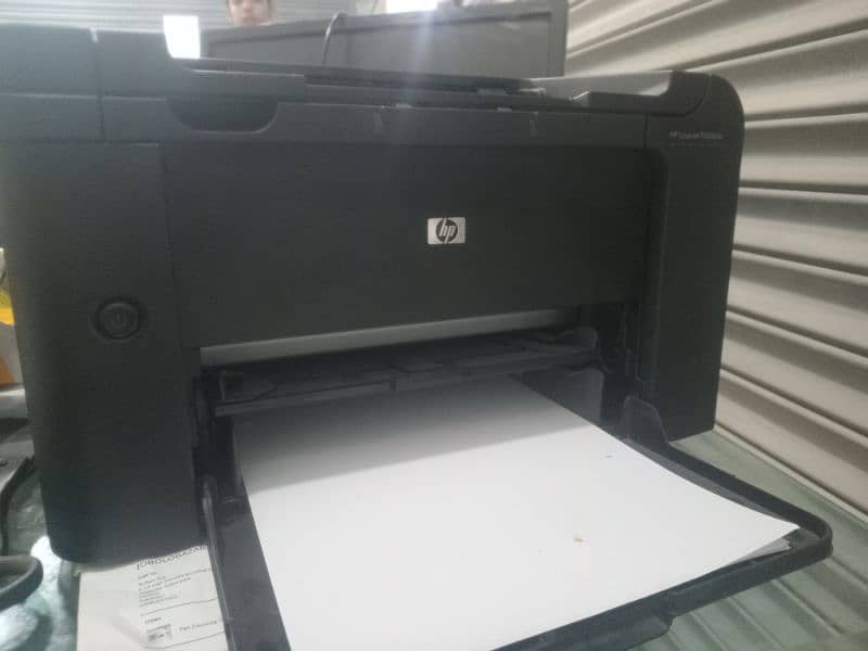 Printer For Sale P1600 Hp 2 sided printing 0