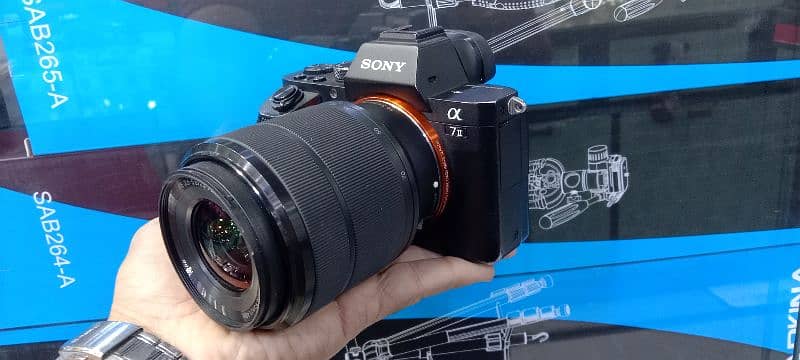 Sony a7ii with 28-70mm lens fresh condition 03432112702 0