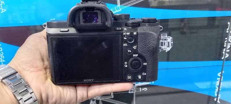 Sony a7ii with 28-70mm lens fresh condition 03432112702 1