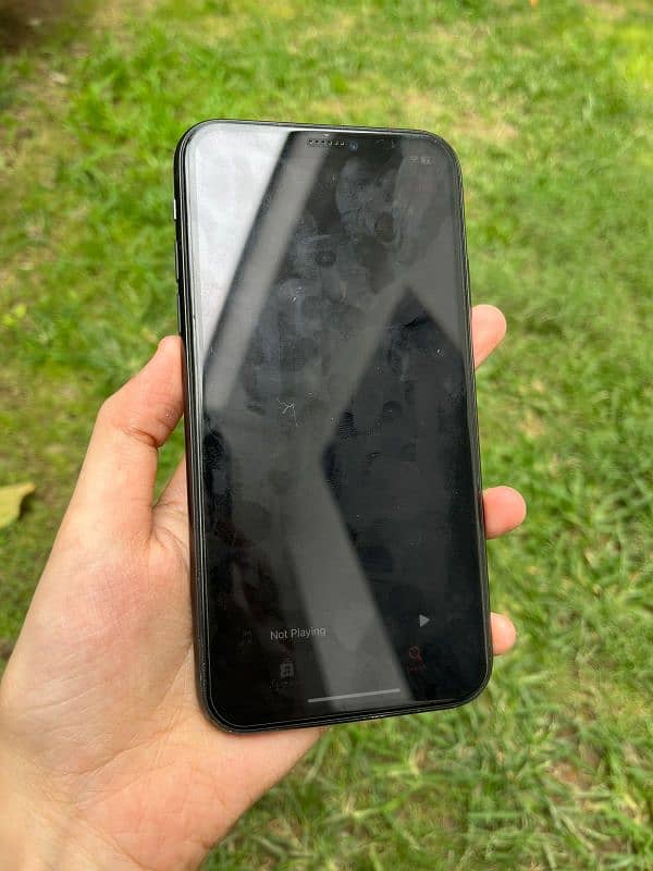 iphone 11 64 GB for sale 2