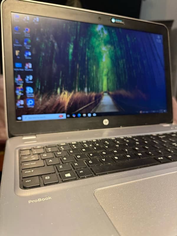 HP Pro BOOK 1