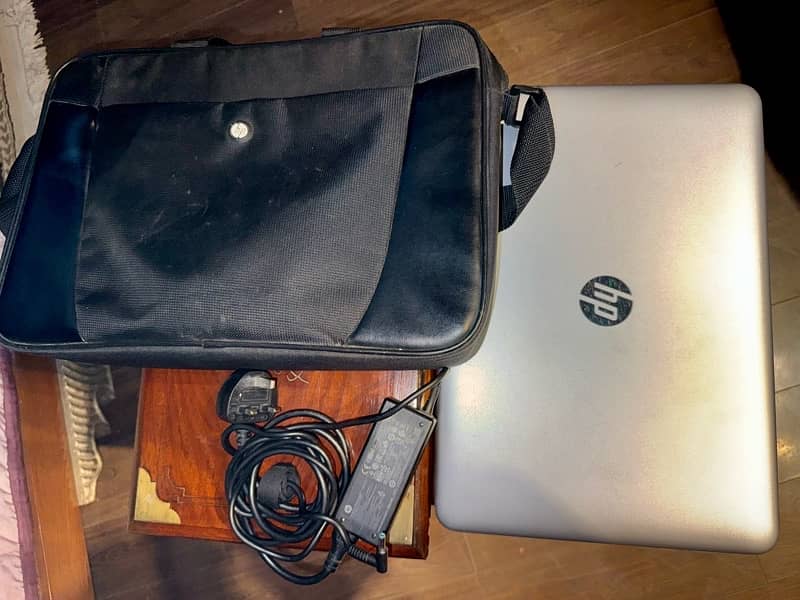 HP Pro BOOK 5