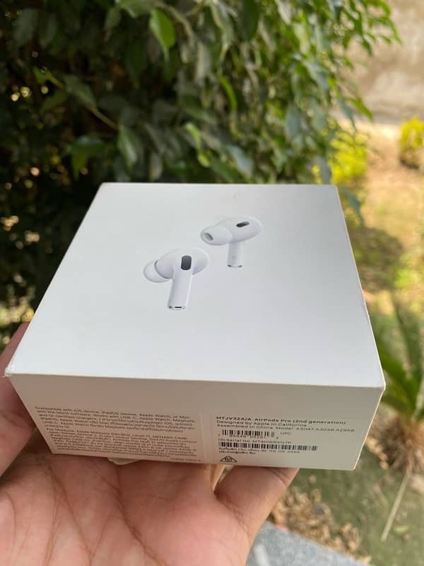 Apple Airpods pro 2nd generation (Type-C) 3