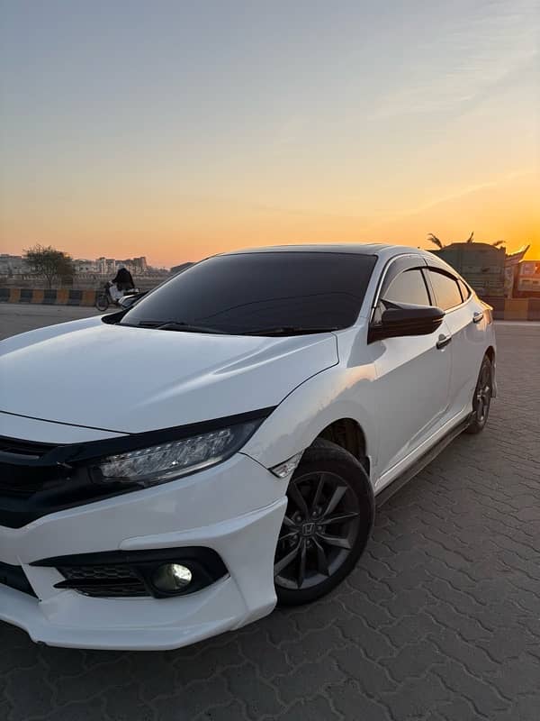 Honda Civic Oriel 2021 6