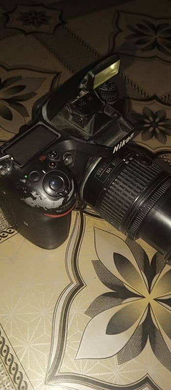 Nikon D7200 with 18-55mm lens 2