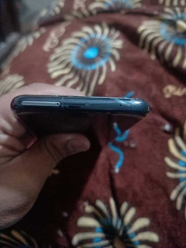 Samsung s20 ultra non PTA ha or frant camera nahi chalta 1