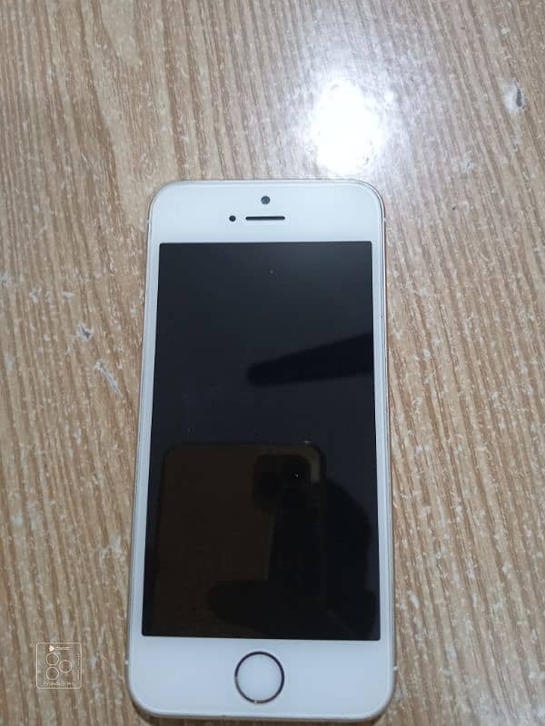 iphone 5s  16GB 1