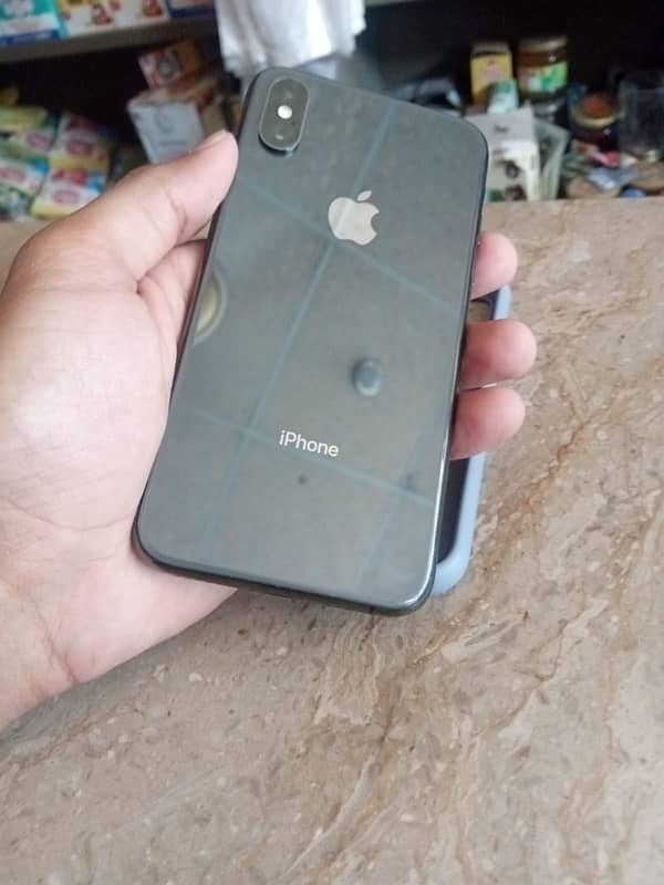 iphone xs non pta 512GB Battery change hai but original hai 2