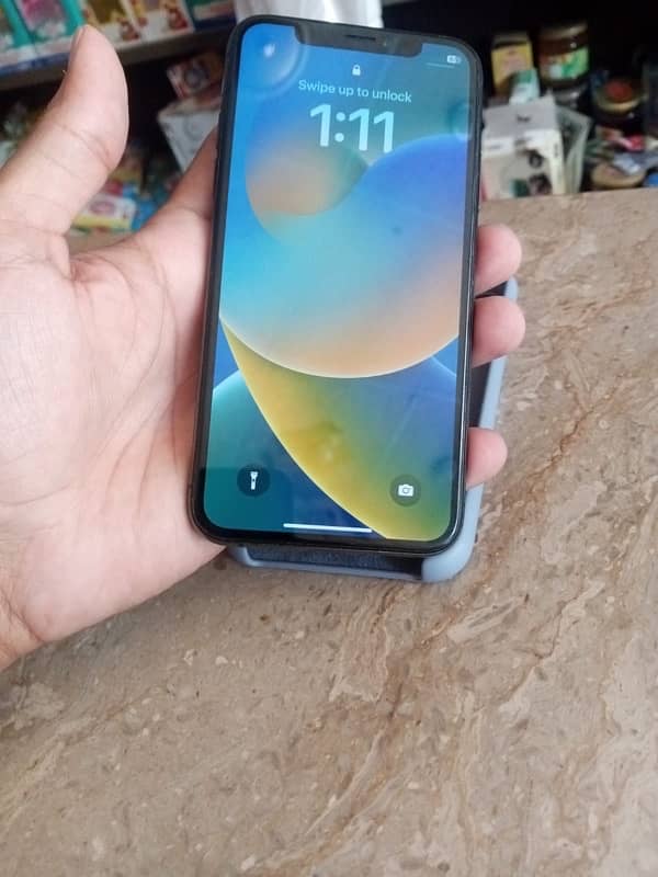 iphone xs non pta 512GB Battery change hai but original hai 5