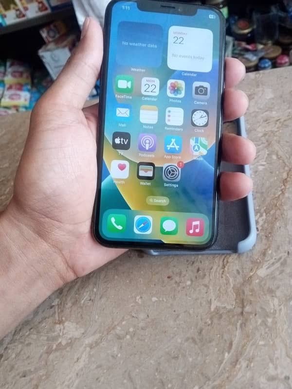 iphone xs non pta 512GB Battery change hai but original hai 6