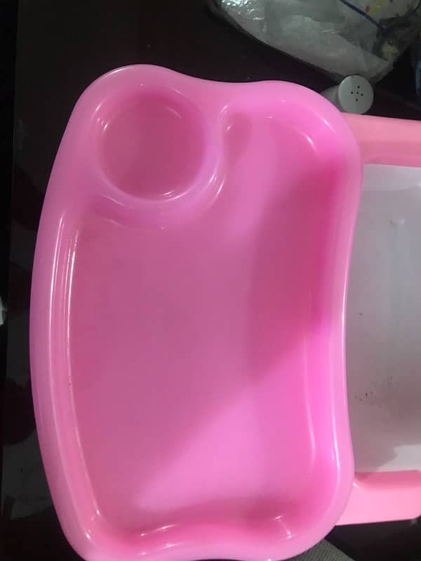 SITTING CHAIR WITH MUG HOLDER FOR KIDS 0