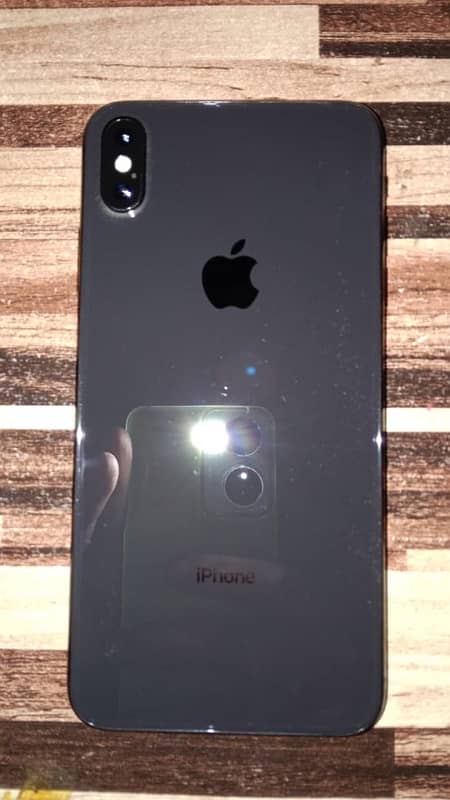 IPHONE XS MAX 64 GB PTA Approved Argent Sale 1