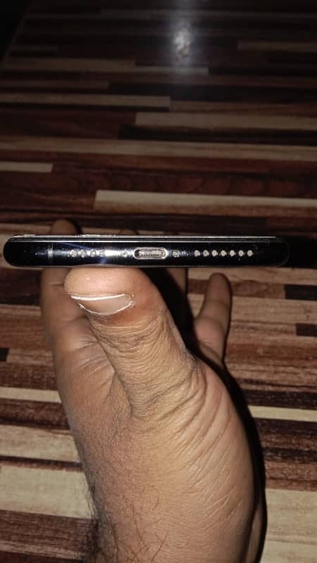 IPHONE XS MAX 64 GB PTA Approved Argent Sale 3