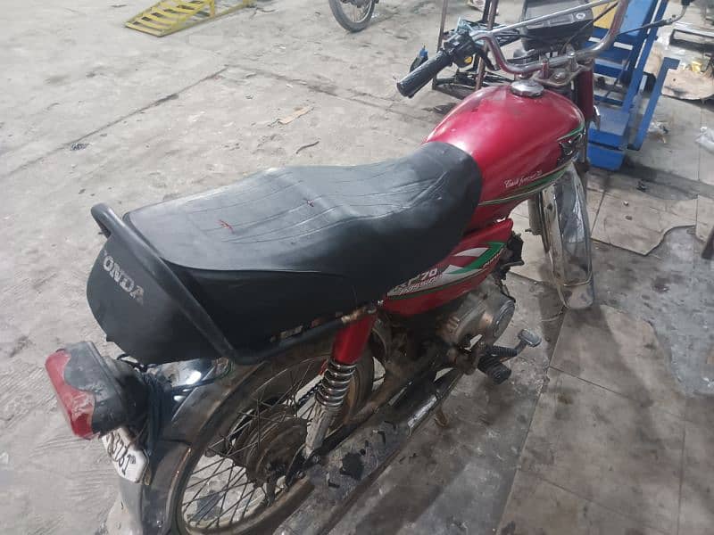 good condition bike hai 3