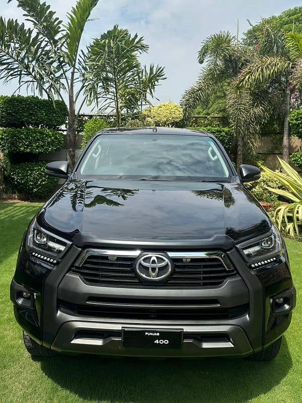 Toyota Hilux 2023 7