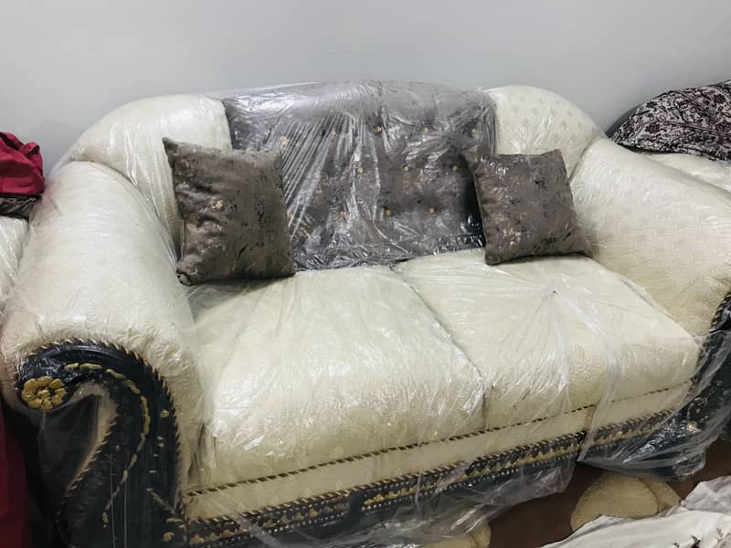 7 seater Luxurious Royal Sofa Set with Turkish Velvet Cushions 7