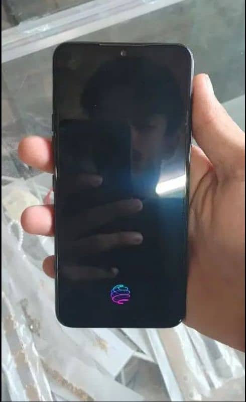 LG g8xthinq non pta 3