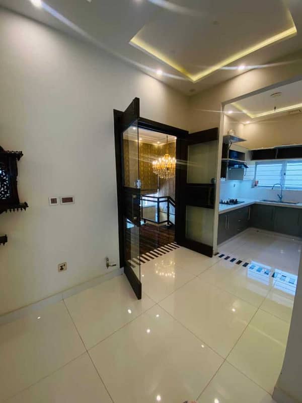 1 Kanal Luxury Upper Portion Available For Rent Rent In Janiper Block Bahria Town Lahore 2