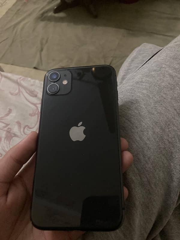 iPhone 11 6