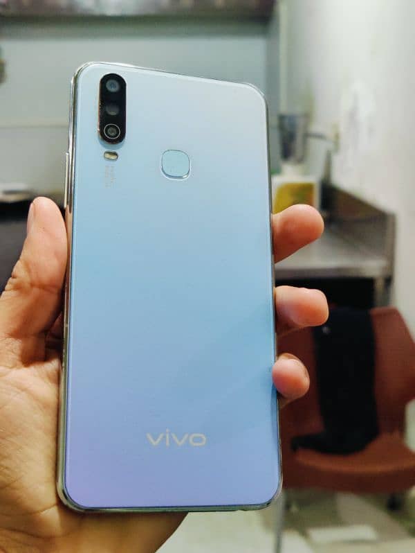 vivo y17 8 256 6