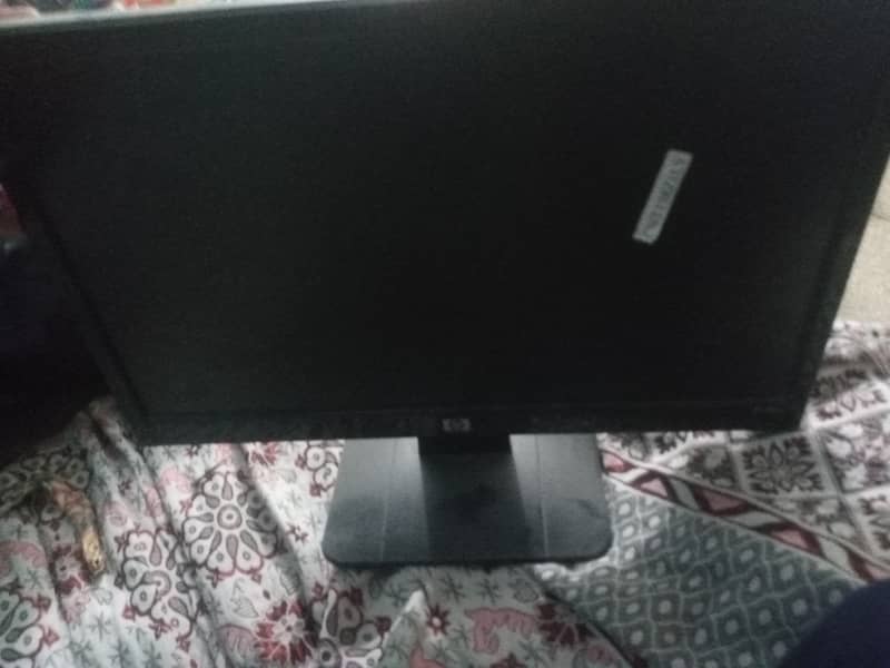 HP lCD monitor 1