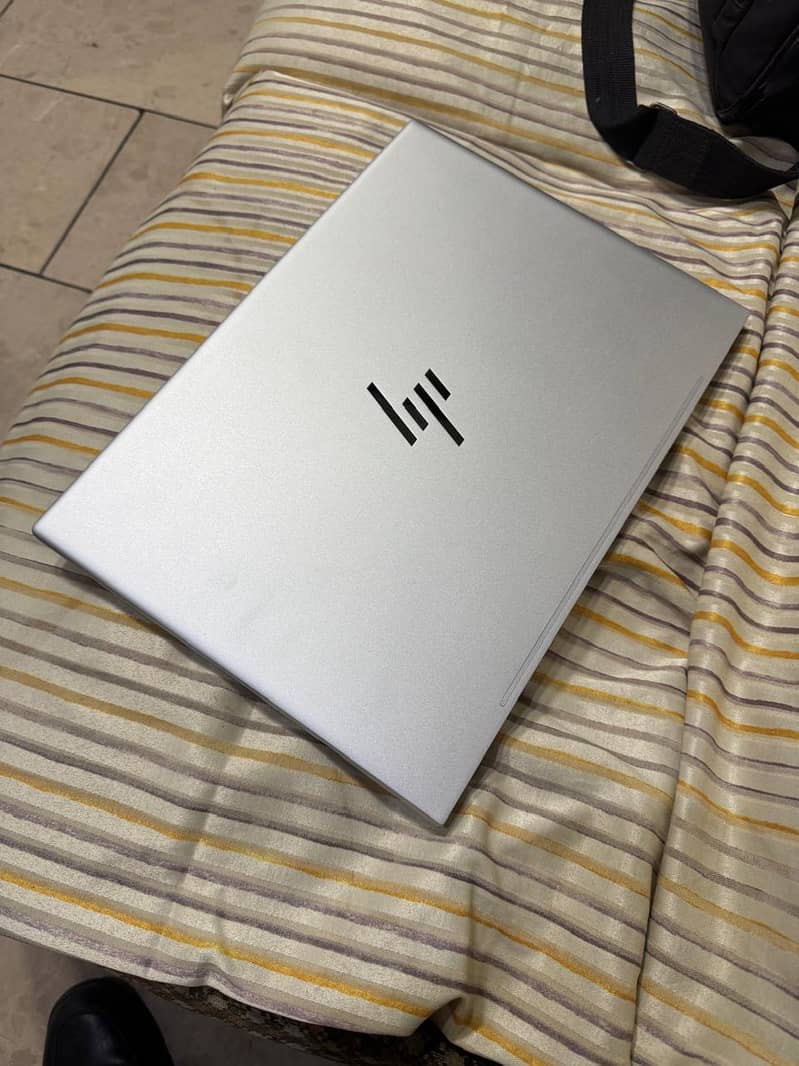 HP Envy 16 Core-i7 12th gen 0