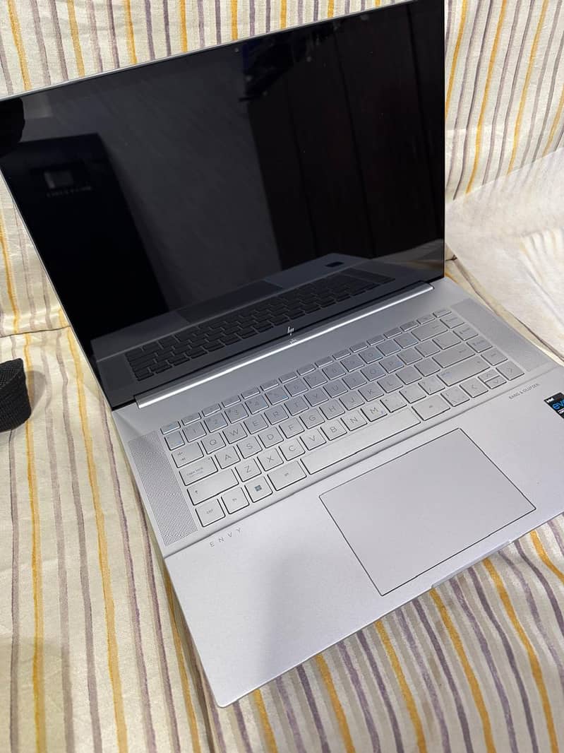 HP Envy 16 Core-i7 12th gen 2