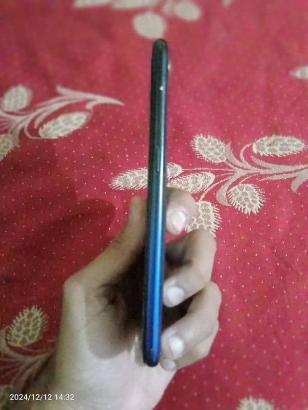 oppo f9 4