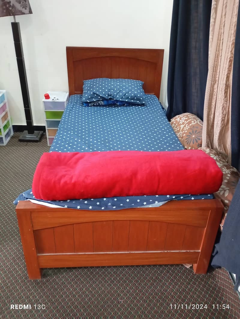 2x Single Beds with 2x Side Tables Wooden 2