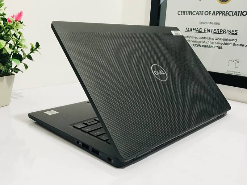 dell 7410 core i5 10th gen -Quard core -IPS FHD display - 8 threads 5