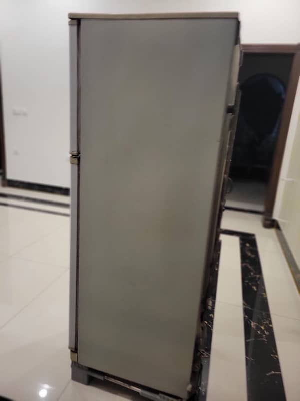 haier frige condition 10 /6.5 good working for sale 2