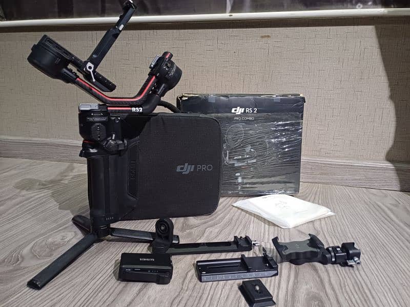 DJI RS2 Pro Combo almost new 0