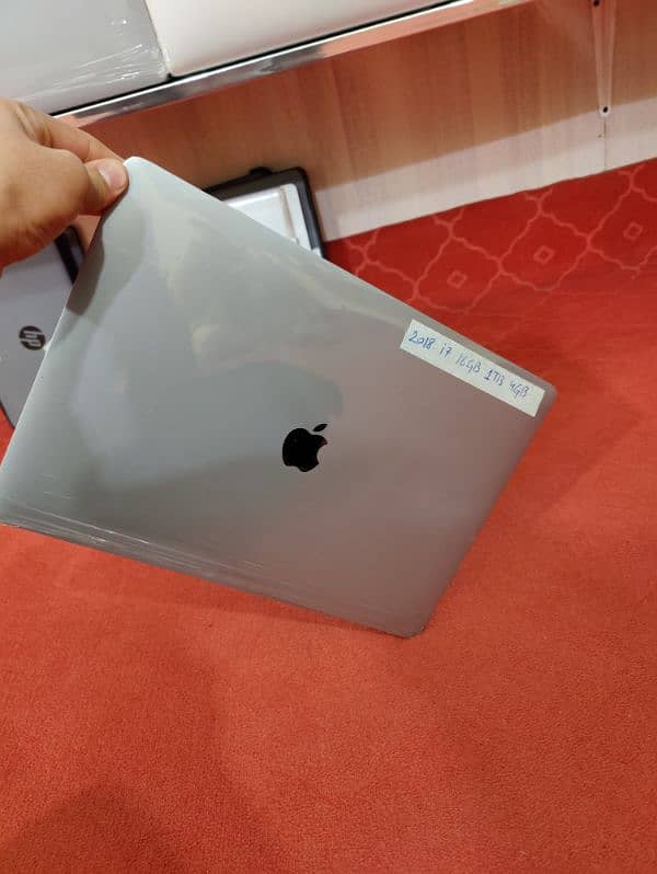 Macbook PRo 2018 Model 50%OFF Laptop 4