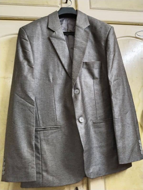 2 pc pent coat in new condition 2