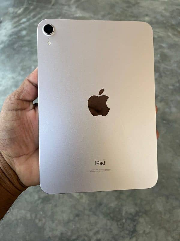 ipad meni 6 for sale just new condition may h karay 10 by 8 hain bake 0