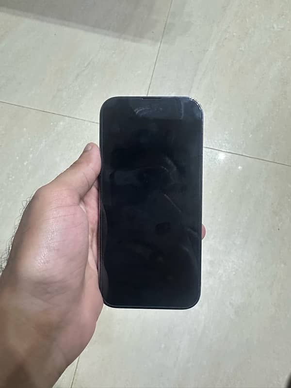 IPhone 14 Pro UK Model 128JB 4