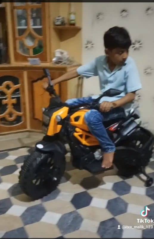 motorcycle toy 4