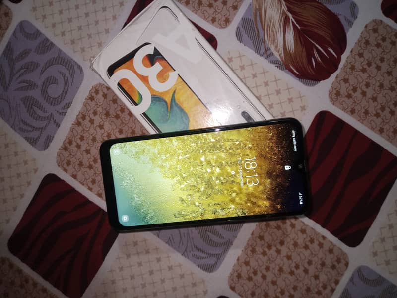 SAMSUNG GALAXY A30 2