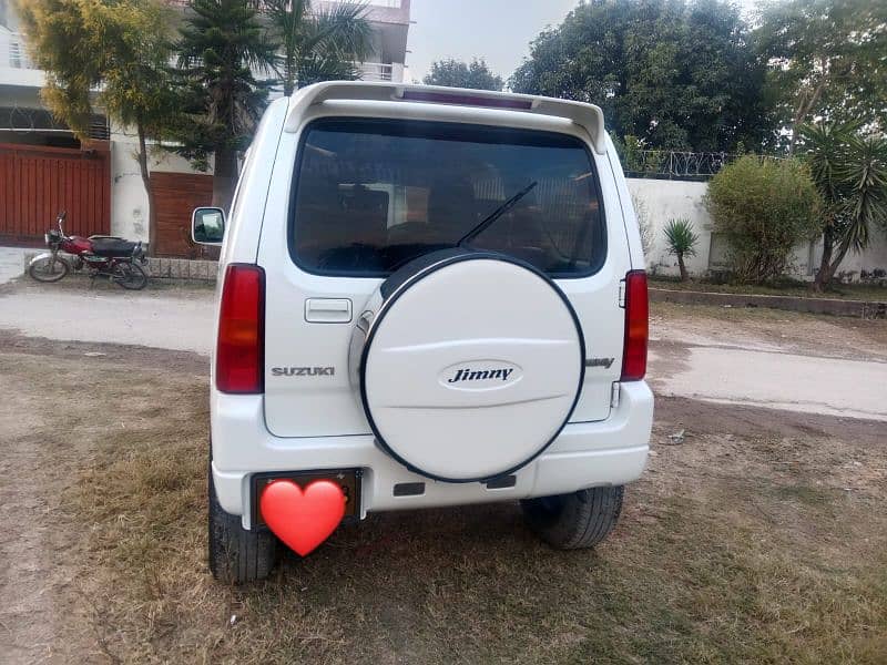 Suzuki Jimny 2014 registered in 2018 11