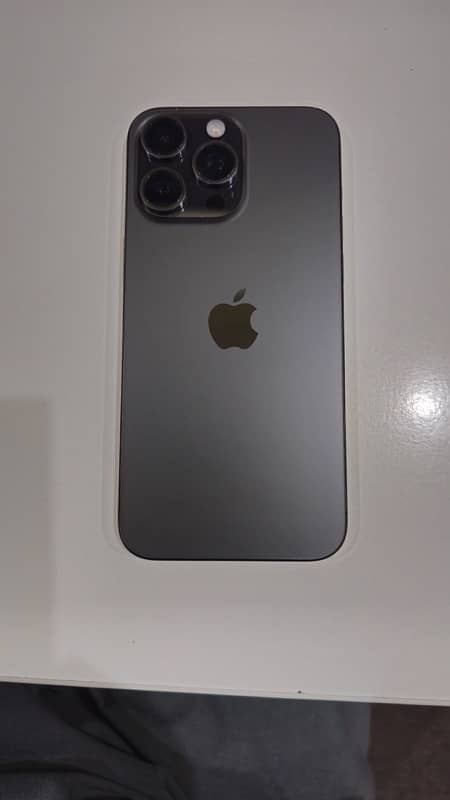 iPhone 15 Pro Max | Black | 100% Health 1