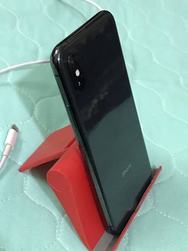 iphone xs 64 gb  non pta  Good condtion 10/9 0