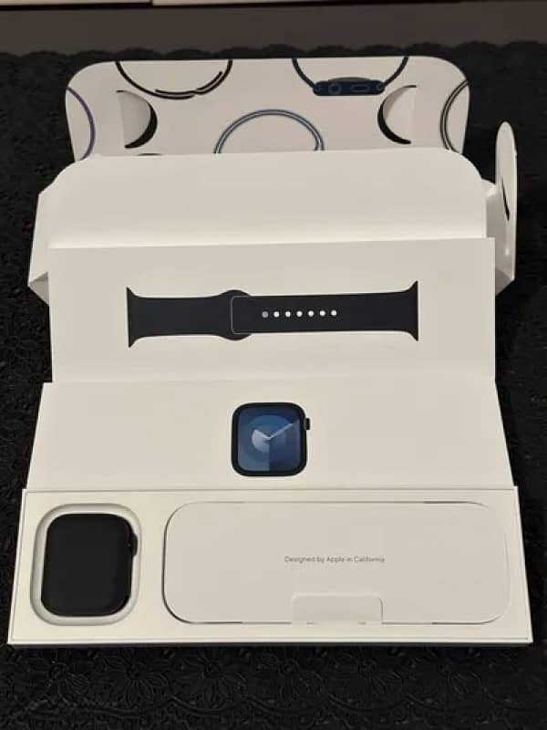 Apple Watch Series 9 (45MM) 0