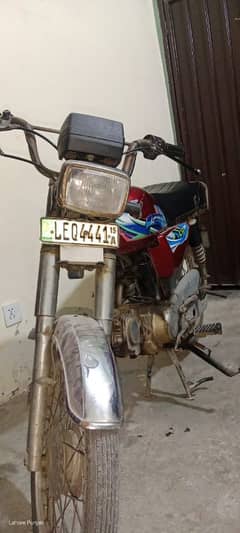 Motorcycle Road Prince 70cc 2015 Condition 6/10 | Engine thik hai