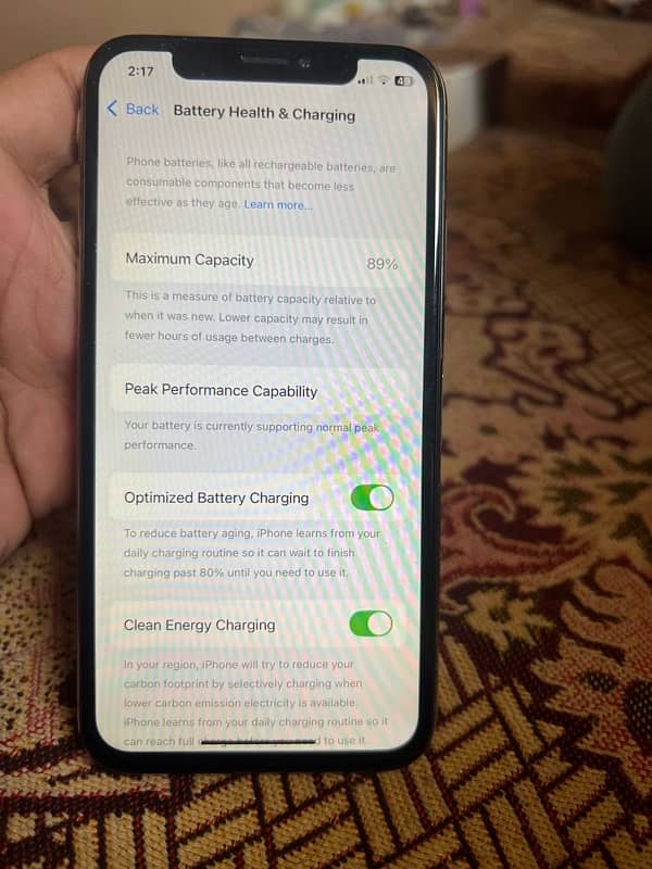 iPhone XS 10 x 9.5 256gb battery health 89 all okay 4