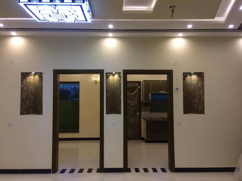 5 Marla Luxury House Available for Rent In BB Block Bahria Town Lahore 1