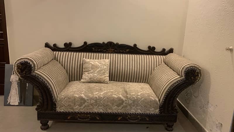 6 seater sofa set , Excellent condition 2